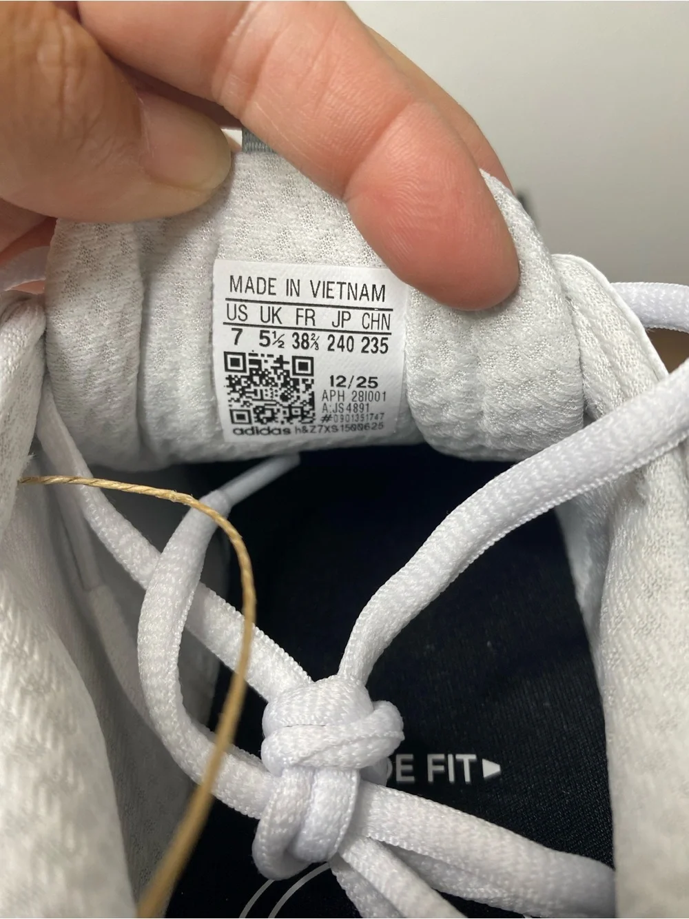 Adidas Cloudfoam Flex Laces Women US Size 7